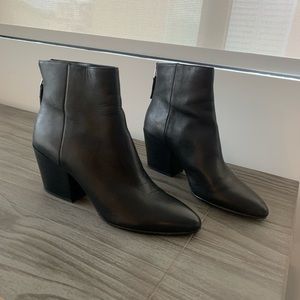Dolce Vita Black Leather Block Heel Ankle Boots  Booties